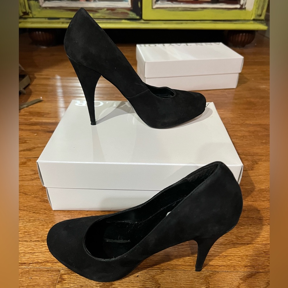 Steve Madden Elegant Black Suede Leather High Heel Pumps with Hidden Platform 8